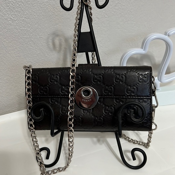 Gucci Handbags - Beautiful Gucci Guccissima Chocolate Brown Leather Long Wallet